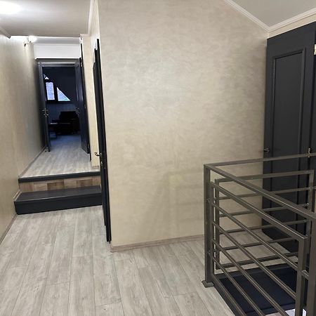 Centralnyi Hotel ポルタヴァ エクステリア 写真