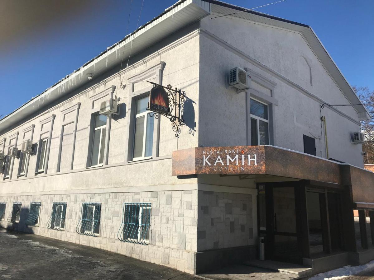 Centralnyi Hotel ポルタヴァ エクステリア 写真